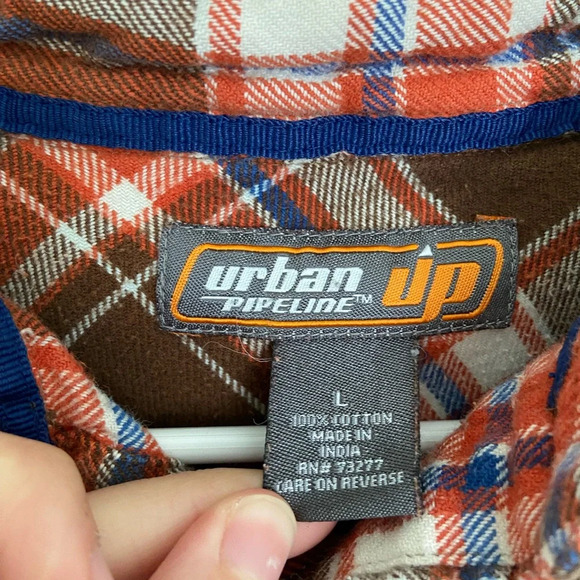 EUC |‎ Urban Pipeline men’s plaid heavy flannel — large - Picture 3 of 5